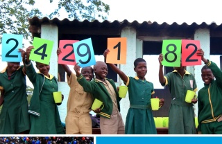 Nous nourrissons 2 439 842 enfants dans le monde chaque jour d'école.